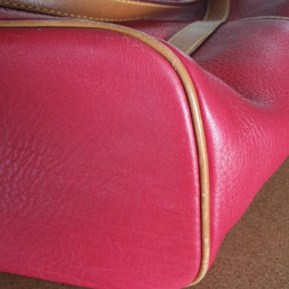 Dooney and Bourke Vintage XL Leather Tote, EUC - Picture 8 of 16